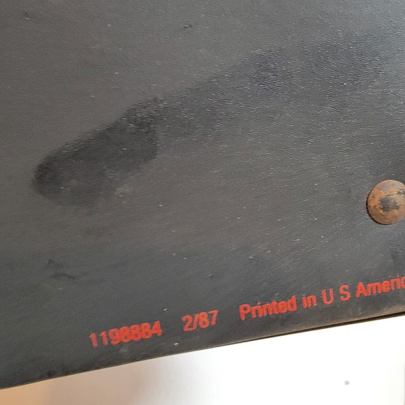 Unisys Vintage Black Red 3 Ring Binder 1987 USA Tech - Picture 4 of 4